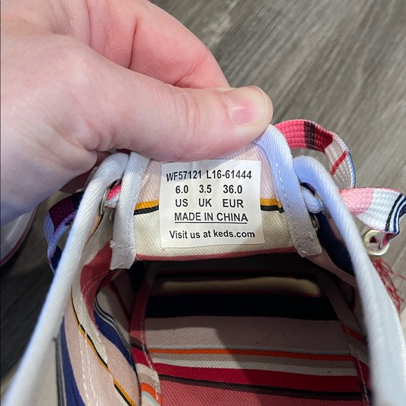 Keds X Kate Spade Sneakers - Picture 10 of 10